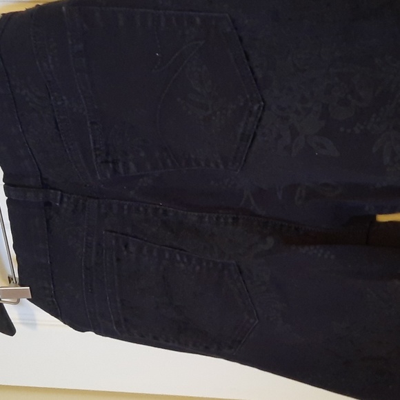 Gloria vanderbelt pattern embossed jeans - Picture 6 of 6